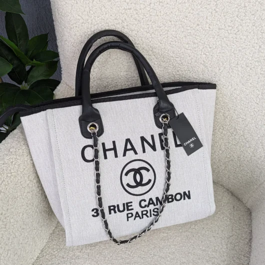 Сумка шопер Chanel Deauville Large молочний