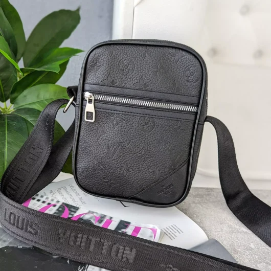 Сумка Чоловіча Louis Vuitton чорна луї стегана