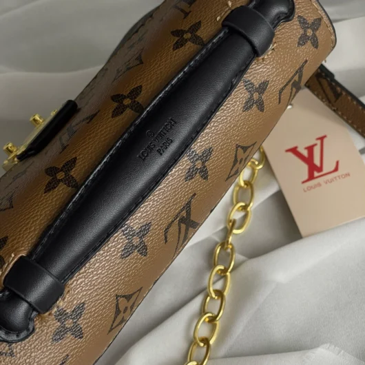 Сумка Louis Vuitton Pochette Metis East West Monogram моногам