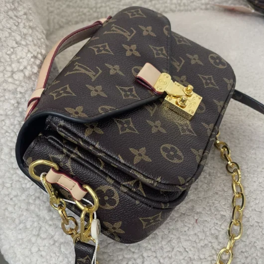 Сумка Louis Vuitton Pochette Metis East West Monogram коричневий