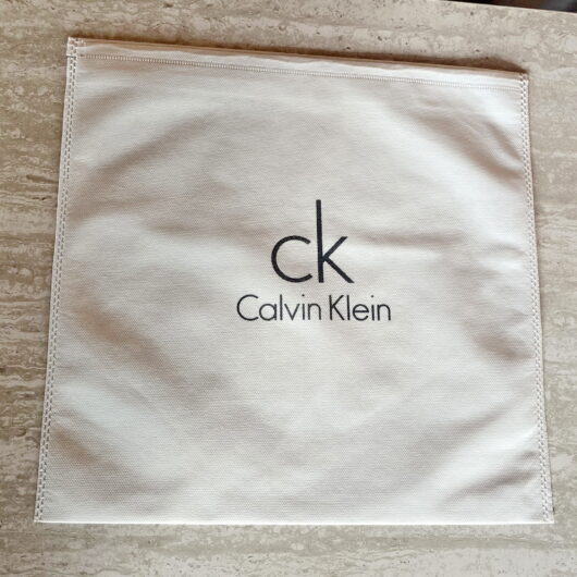 Пильовик Calvin Klein маленький