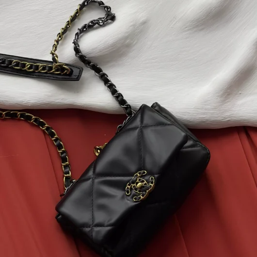 Сумка Сhanel 19 Flap Bag чорний