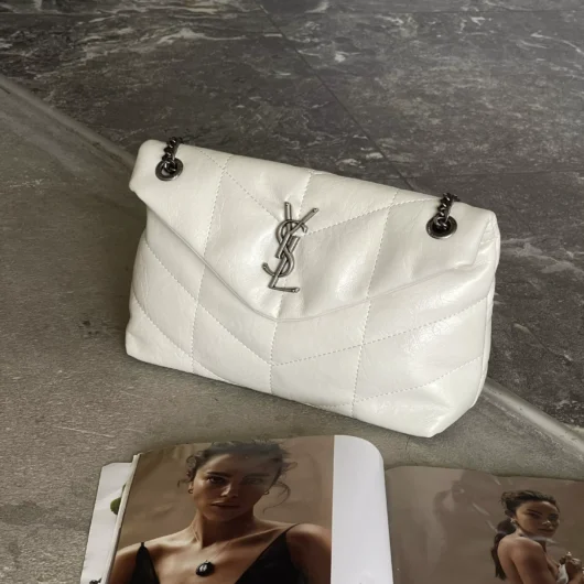 Сумка Saint Laurent  Loulou Medium LUX молочний