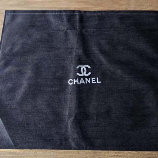 Пильовик великий Chanel