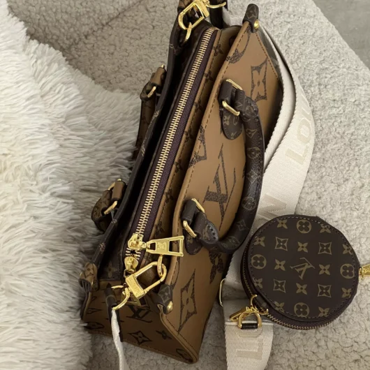 Сумка Louis Vuitton Monogram Reverse OnTheGo коричневий моногам