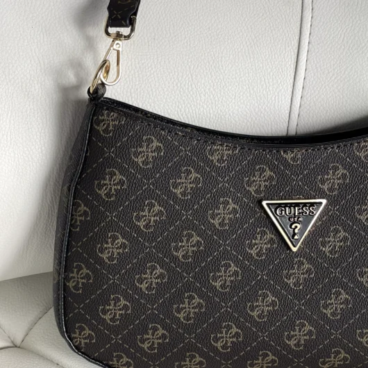 Сумка жіноча Guess Noelle багет 2 в 1 коричневий