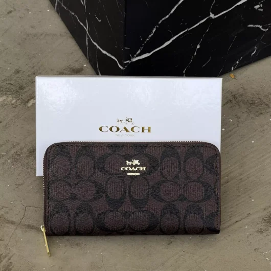 Гаманець Coach великий напис коричневий