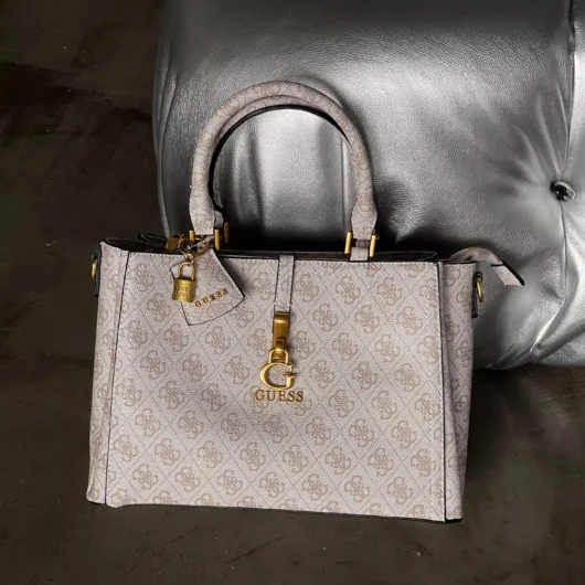 Сумка Guess James medium пудровий