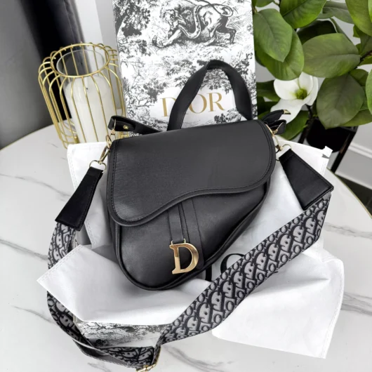 Сумочка Dior сідло — в Еко шкірі чорний гладкий