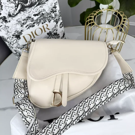 Сумочка Dior сідло — в Еко шкірі молочний гладкий