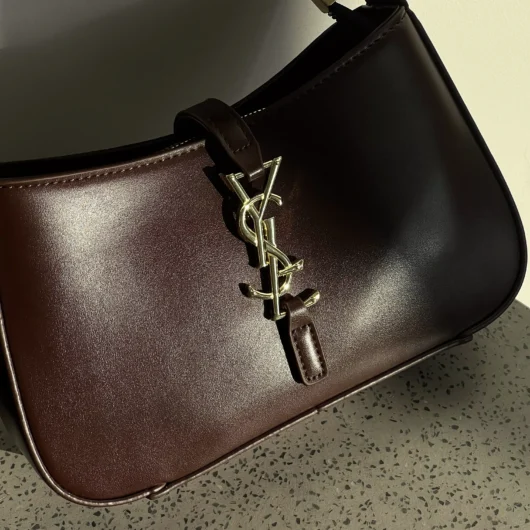 Сумка Saint Laurent Le 5 à 7 шоколад