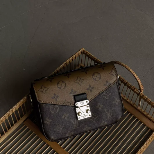 Сумка Louis Vuitton Pochette Metis Small size моногам