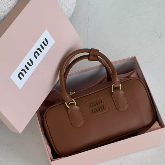 Сумка Miu Miu Arcadie Leather Bag Burgundy Premium коричневий