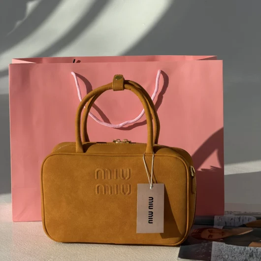 Сумка Miu Miu Top-Handle Bag замша бежева