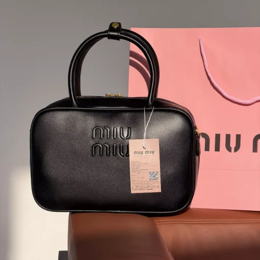 Сумка Miu Miu Top-Handle Bag шкіра чорна