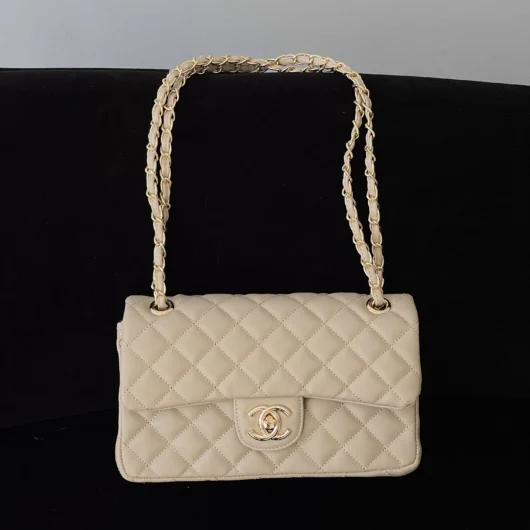 Жіноча сумка Chanel Classic Double Flap Bag бежевий золото