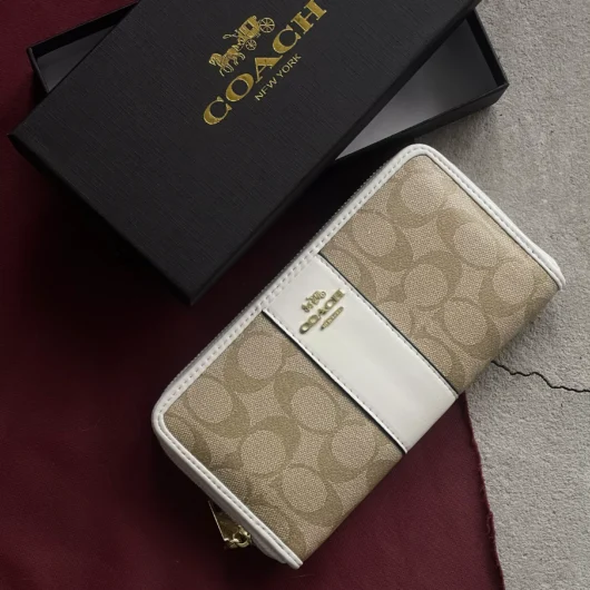 Гаманець Coach великий з полоскою молочний
