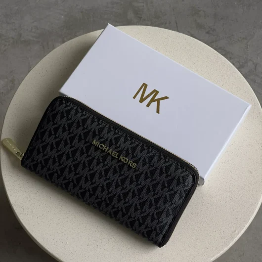 Гаманець Michael Kors великий напис чорний