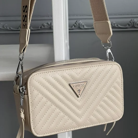 Сумка Guess 4G стегана бежевий