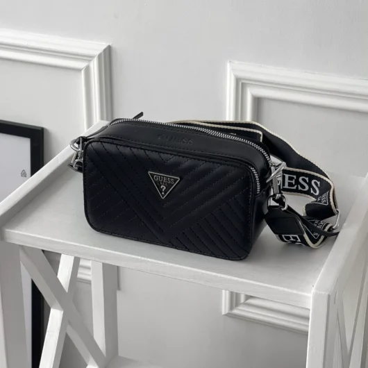 Сумка Guess 4G стегана чорний