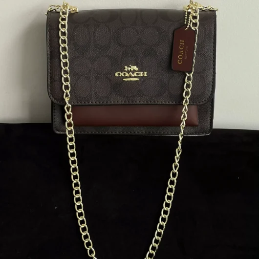 Жіноча сумочка Coach Mini Klare Crossbody коричневий