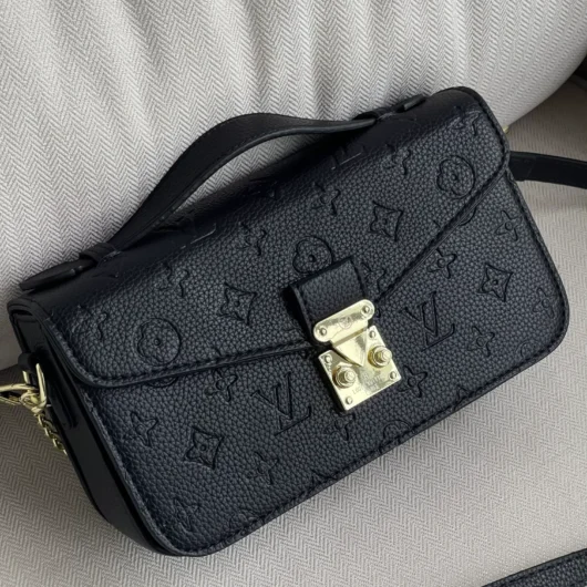 Сумка Louis Vuitton Pochette LUX Small size чорний