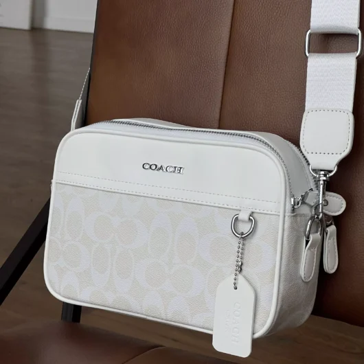 Сумка Coach Graham Crossbody білий