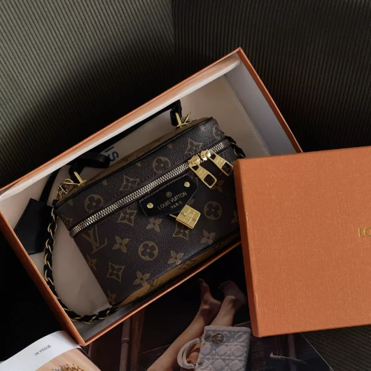Сумка Louis Vuitton Classic Lambskin LUX коричневий