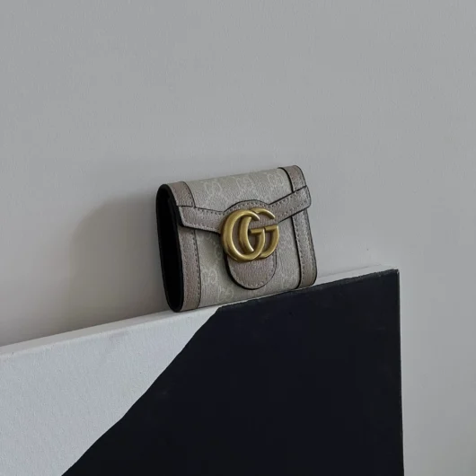 Гаманець Gucci Marmont маленький молочний