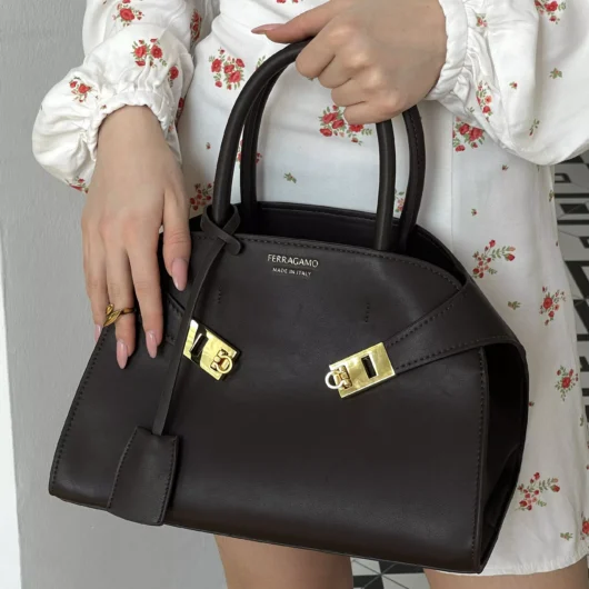 Сумка Salvatore Ferragamo коричневий