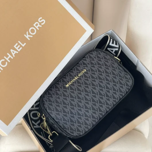 Сумка кросс-боді Michael Kors BODI чорний