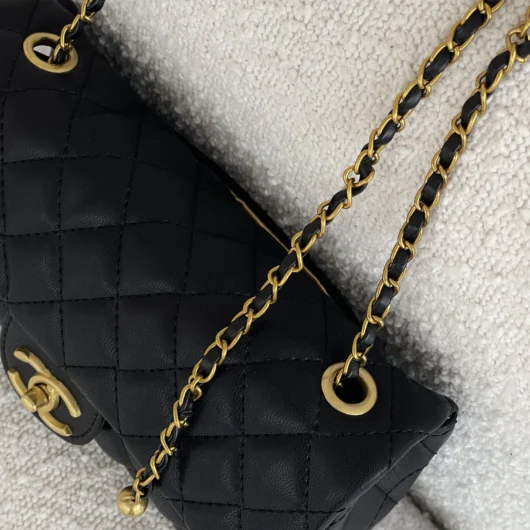 Chanel Small Classic Flap Bag — ЛЮКСОВА ЯКІСТЬ чорний