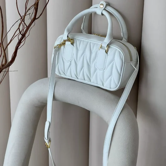 Жіноча сумка Miu Miu Arcadie Matelassé Nappa Leather Bag Premium білий