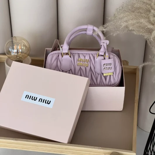 Жіноча сумка Miu Miu Arcadie Matelassé Nappa Leather Bag Premium лавандовий