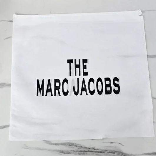 Пильовик Marc Jacobs маленький