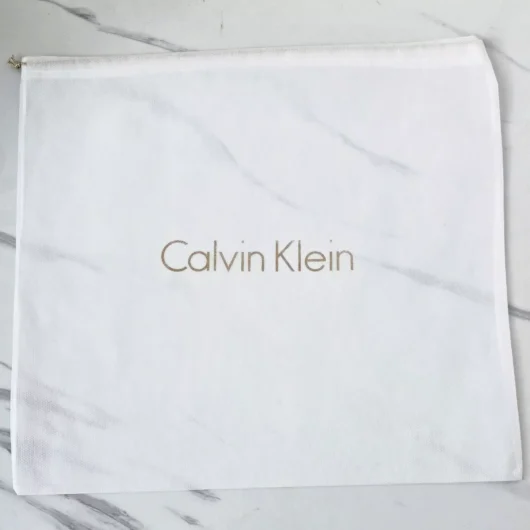 Пильовик Calvin Klein маленький