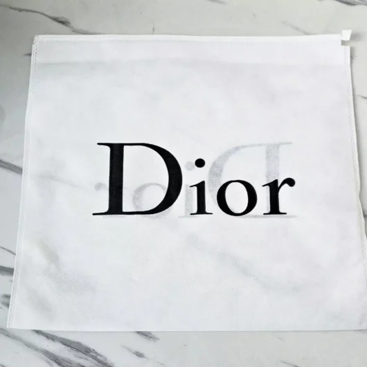 Пильовик Dior маленький