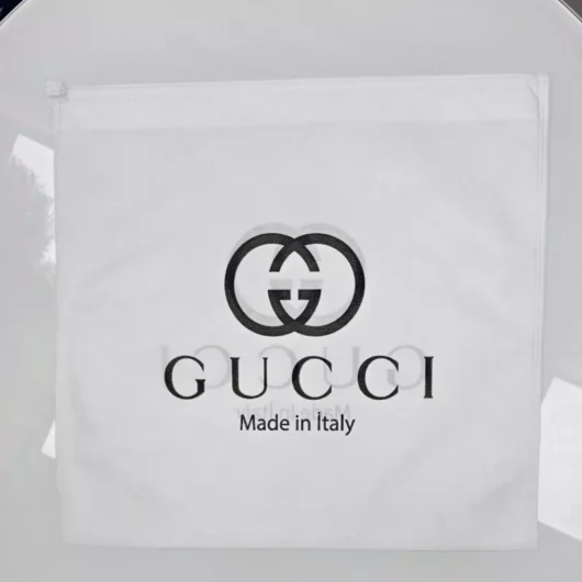 Пильовик Gucci маленький
