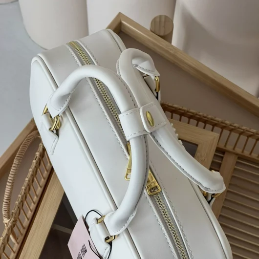 Сумка Miu Miu Arcadie Leather medium — Premium білий