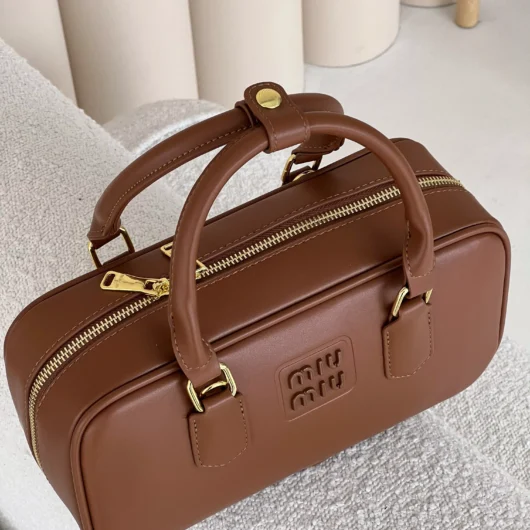 Сумка Miu Miu Arcadie Leather medium — Premium коричневий