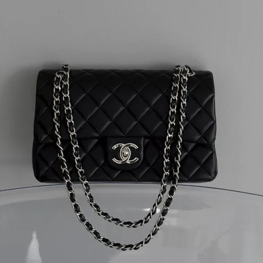 Жіноча сумка Chanel Classic Double Flap Bag чорний срібло
