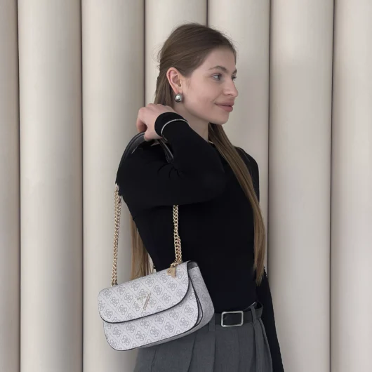 Guess кросс-боді ECO ELEMENTS пудровий