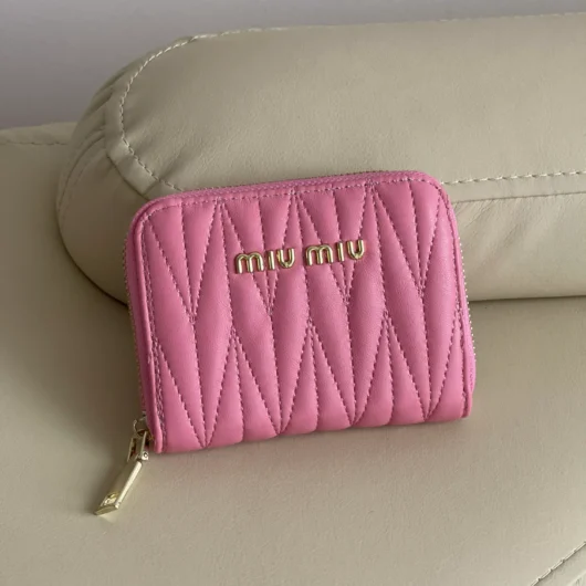 Гаманець Miu Miu стеганий Small малиновий