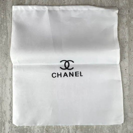 Пильовик Chanel маленький