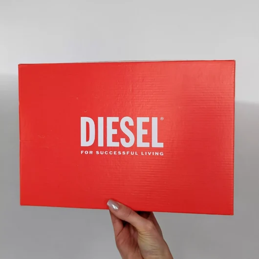 Коробка Diesel маленька