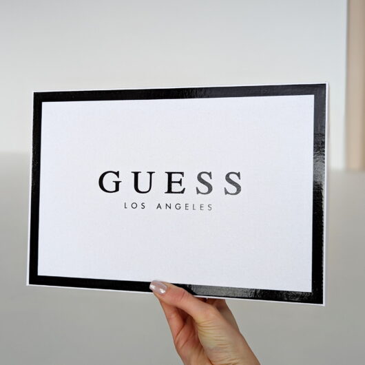 Коробка Guess маленька