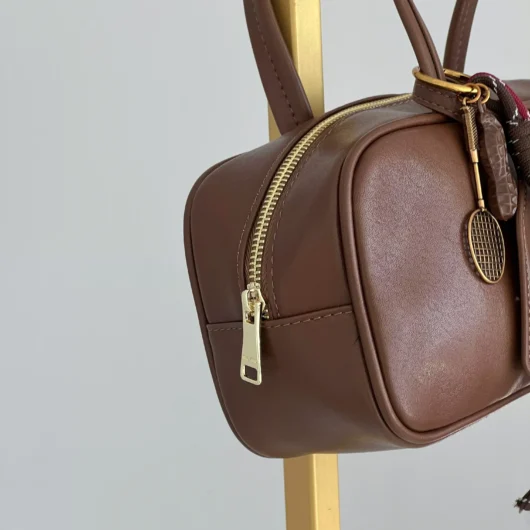Сумка Miu Miu багет з брелком коричневий