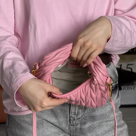Сумка MIU MIU Wonder Matelasse Leather Hobo рожевий