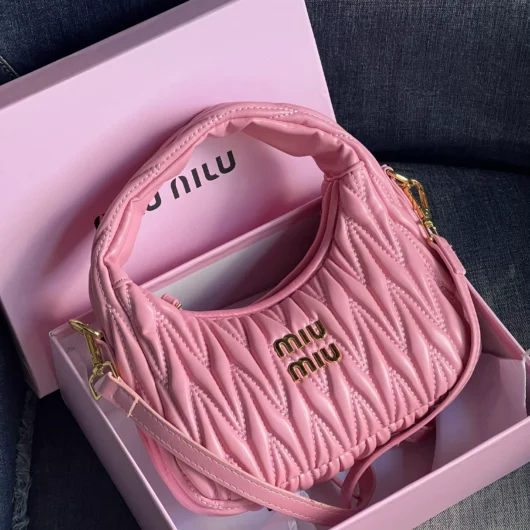 Сумка MIU MIU Wonder Matelasse Leather Hobo рожевий