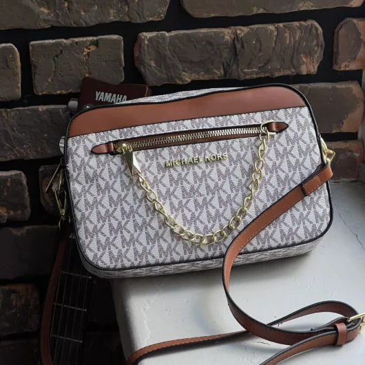Сумка Michael Kors jet set large logo crossbody bag ivory пудрово-коричневий